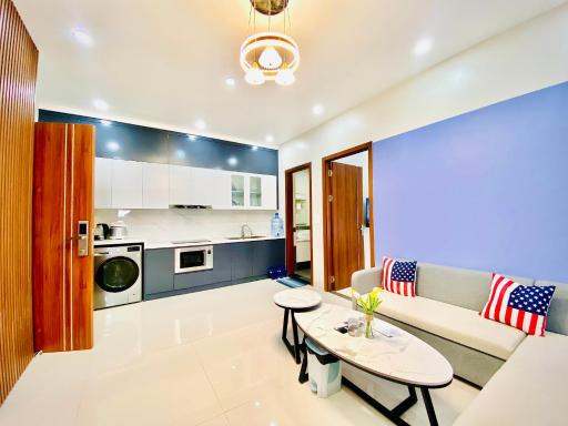 Sakura Hotel - Housity