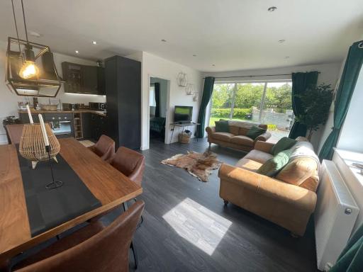 The Stables,Ashley - Housity