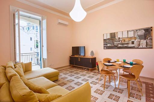 KMC suites - Yellow - Housity