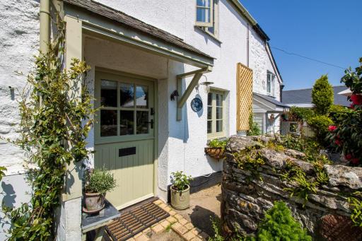Cottage on the Dart- Riverside Fishermans Cottage - Housity