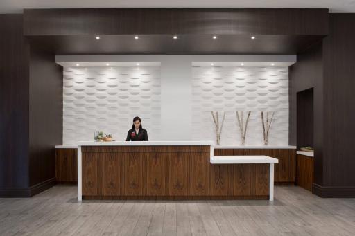 Kansas City Marriott Country Club Plaza - Housity