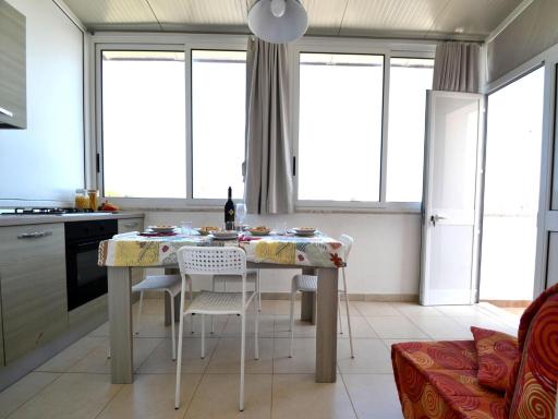 Three-room holiday home with air conditioning and private parking - Torre dellOrso - Housity