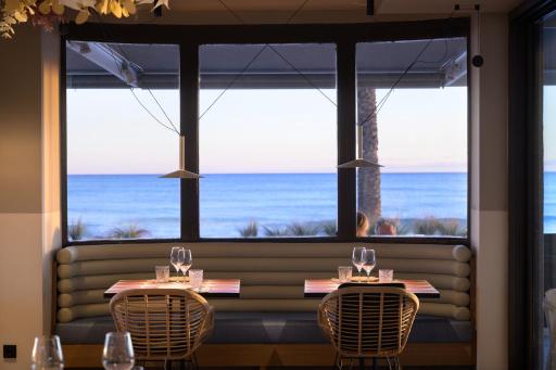 Akquaaa Boutique Hotel - Housity