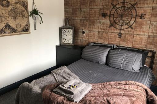 Stainsby House 4 Bedrooms Workstays UK - Housity