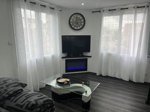 Appart de Luxe tout confort jusqu a 4 personnes - Housity
