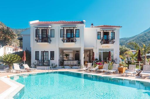 Bronze Hotel - Housity