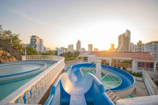 Aventureros 360 Alojamiento & Tours - Housity