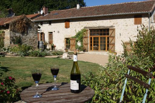Paul's Barn in France - Housity