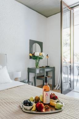Apollo Resort - Housity