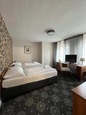 City Hotel - Housity