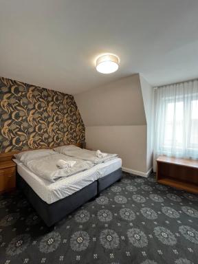 City Hotel - Housity