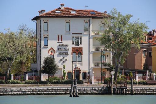 Hotel Russo Palace - Housity