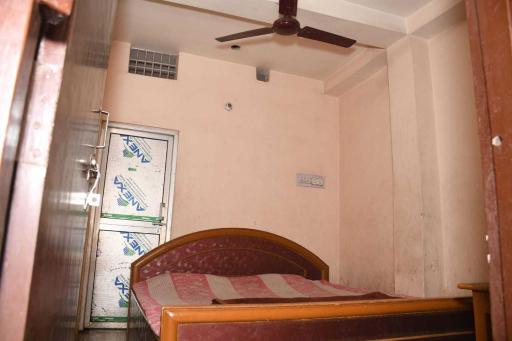 OYO Hare Krishn Guest House - Housity