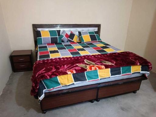 SPOT ON The White Rock Hotel - Housity