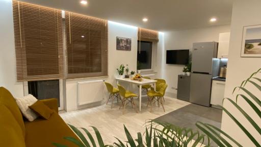 Apartament nad jeziorem - Housity