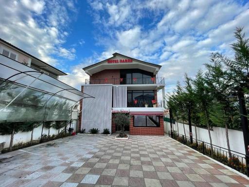 Hotel Darda - Housity