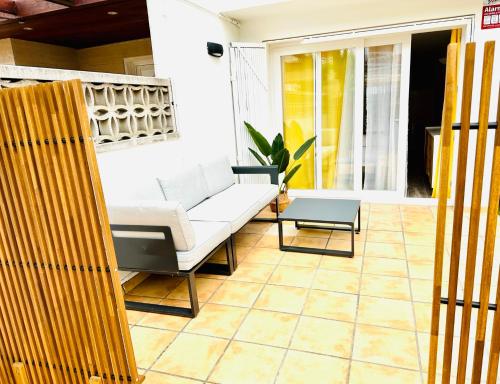 Lovely Apartment in Sagaró Center with Garden, AACC & WI-FI - Couples & Small Families - Housity