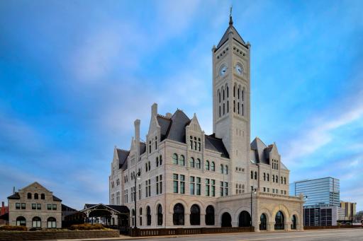 The Union Station Nashville Yards, Autograph Collection - Housity