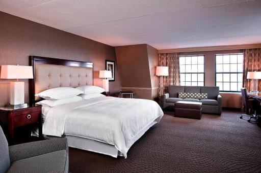 Sheraton Parsippany Hotel - Housity