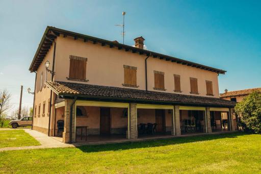 Agriturismo Garzolé - Housity