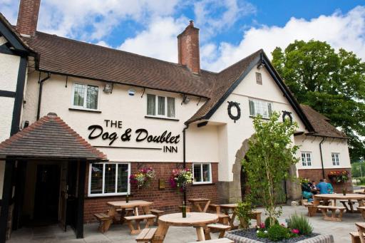 The Dog & Doublet Inn - Housity