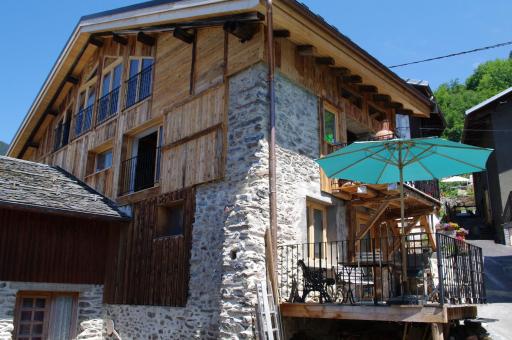 Appartement Dans Chalet de Montagne - Housity