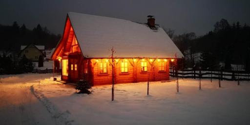 Osada Strusie Jajo w Bieszczadach - Housity
