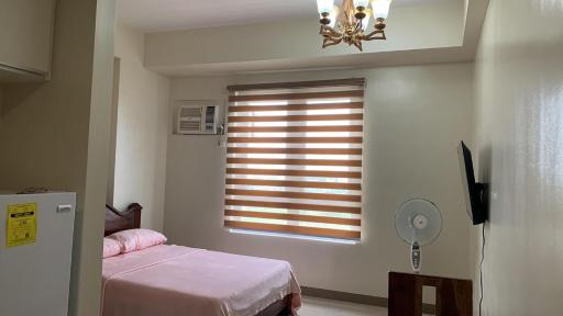 Spacious studio unit - Housity