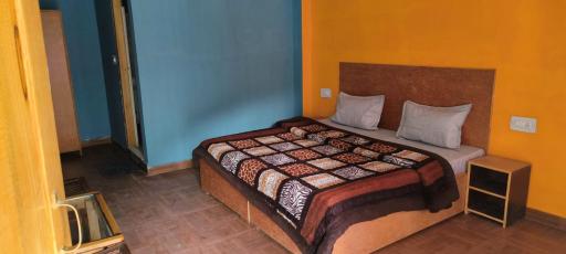 Rishi's House & Cafe - Housity