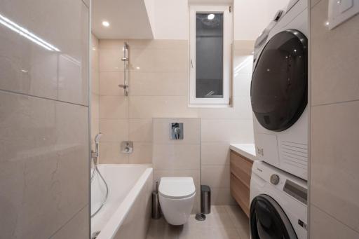 Classical apartment with a modern touch! - Housity