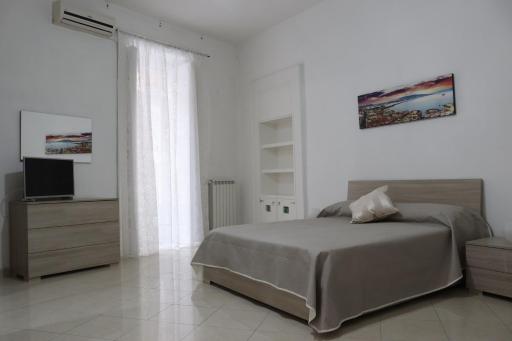 O CORE E NAPULE - Housity