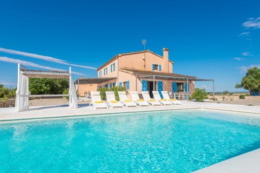 Villa Alola by BeBreeze - Housity