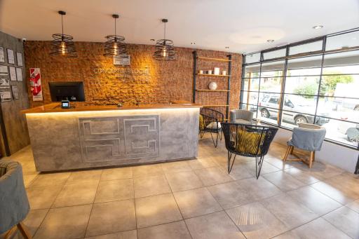 HOTEL CONCEPT BARILOCHE - Housity