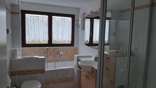 Ferienwohnung-Zweiburgenblick - Housity