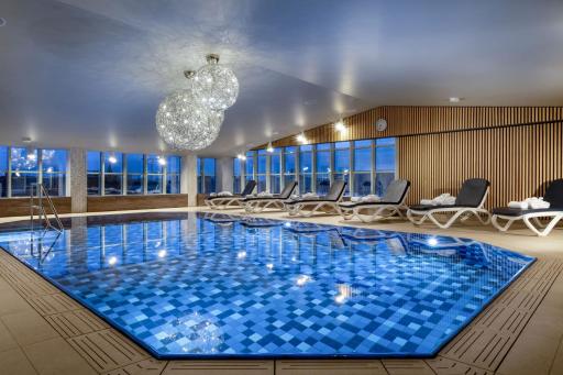 Maritim Hotel München - Housity
