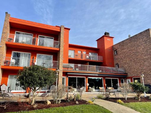 Logis Hôtel & Restaurant - Le Relais de Montigny - Housity