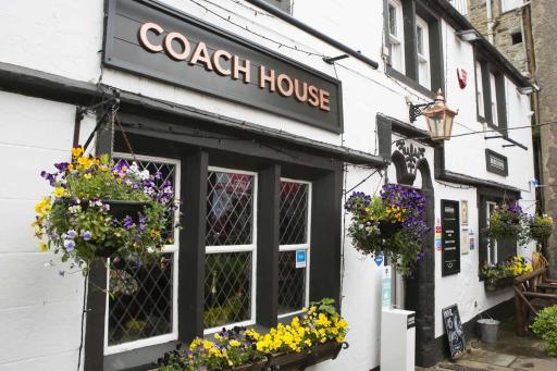 Coach House - Housity
