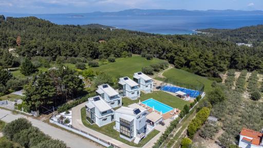 Blue Avenue - Housity