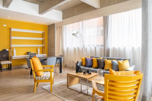 Vibrant Loft in Parque 93 - Housity