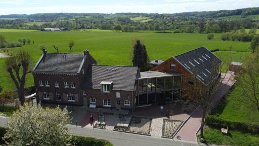 Hof van Kleeberg - Housity