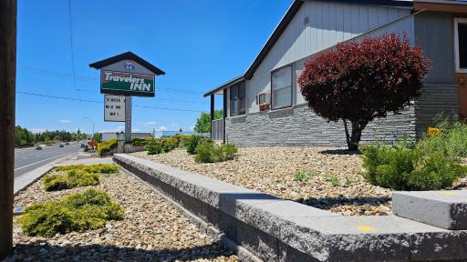 Travelers Inn - Housity