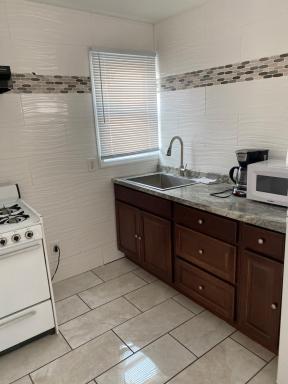 Shore Beach Houses - 40 - 3 Dupont Avenue - Housity