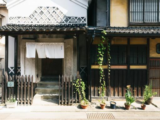 RITA Izumo Hirata - Housity
