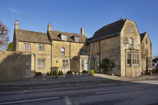 The Old New Inn - Housity