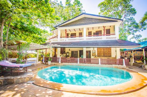 Mami Wata House - Housity