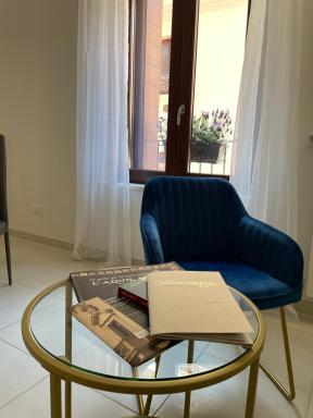 B & B Piazza Angioina - Housity
