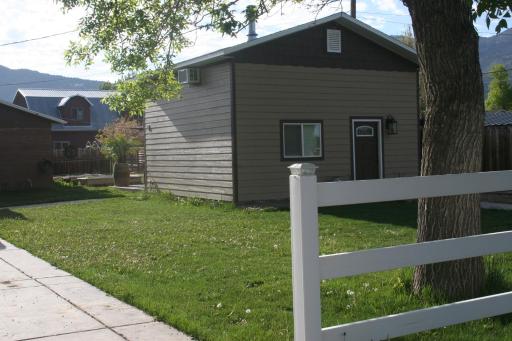 Laytons Loft Bed and Breakfast - Housity
