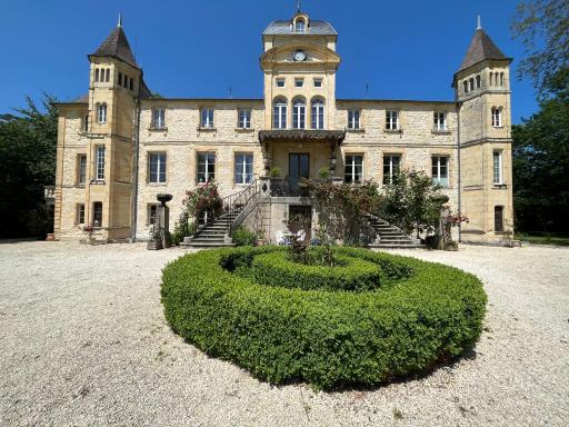 Chateau Du Four De Vaux - Housity
