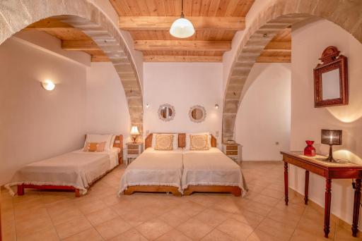Traditional cottage near Kissamos and Falassarna 2 feel like home properties - Housity