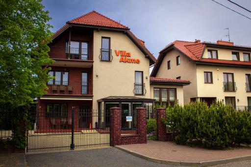 Akme APARTMENTS&ROOMS - Housity